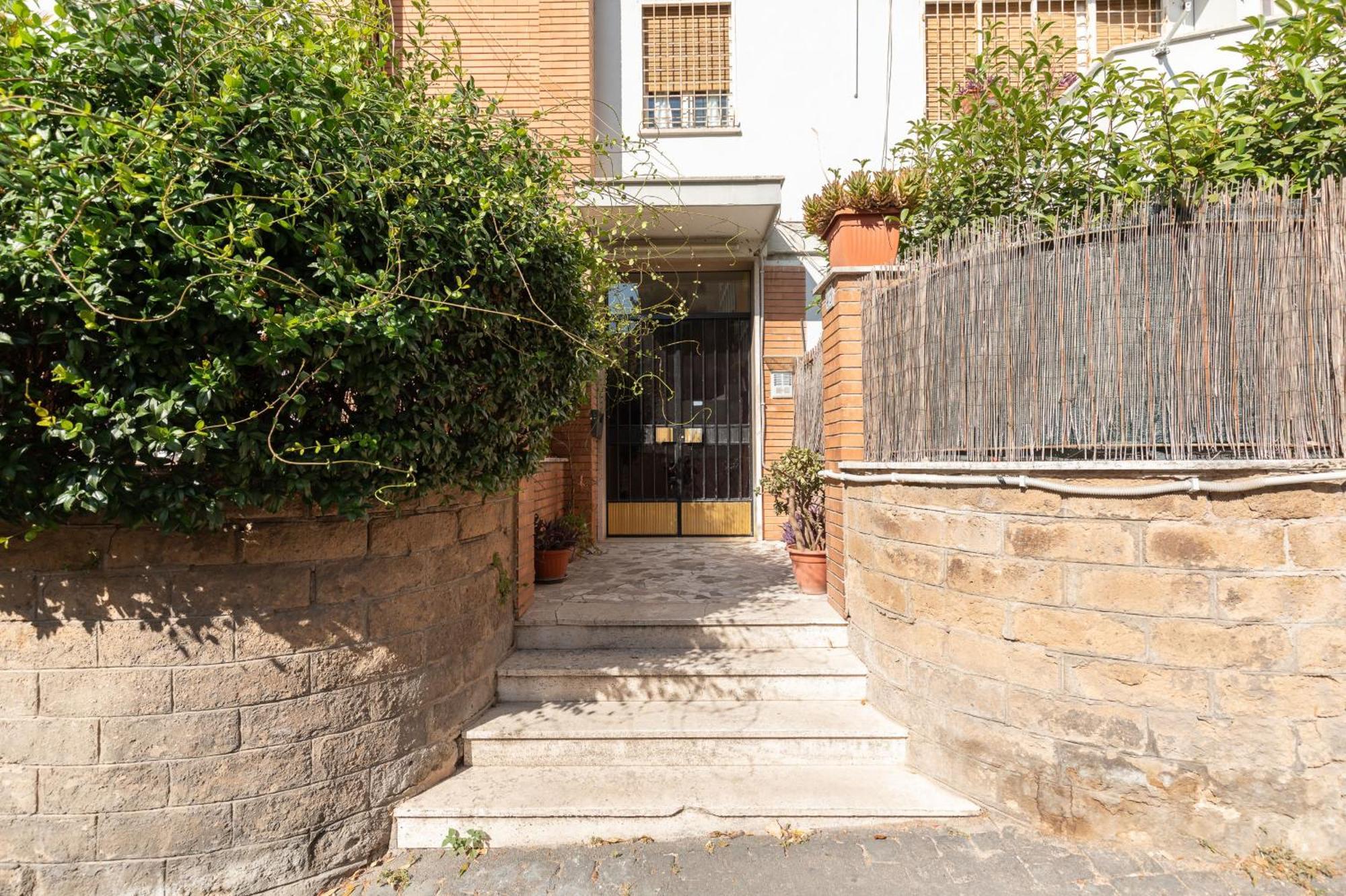 Apartment Luminous Family With Balcony By St Peter